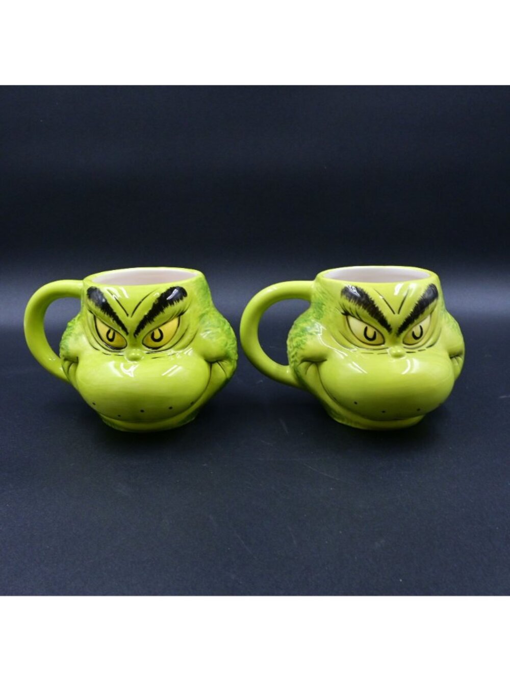 Dr. Seuss The Grinch Face Sculpted Mug Set Pair Christmas Ceramic Coffee Cups - Picture 2 of 6